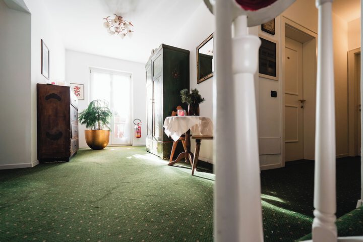 Hotel Interior 104 of 125