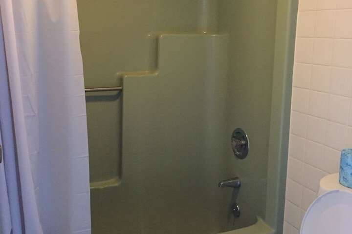 Room 9 of 23