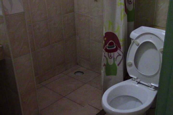 Room 11 of 31