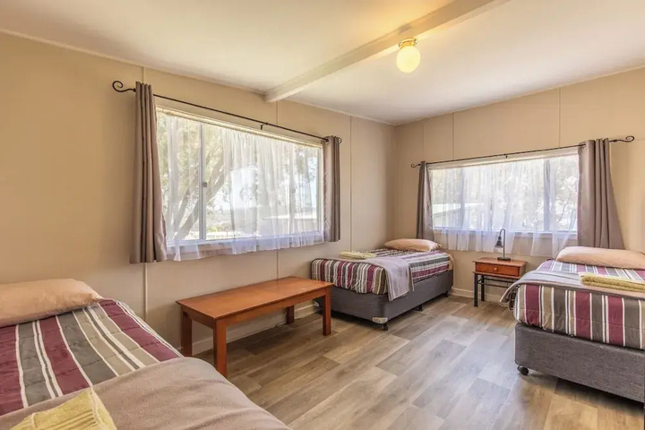 Room 5 of 20