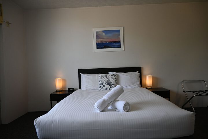 Room 3 of 36