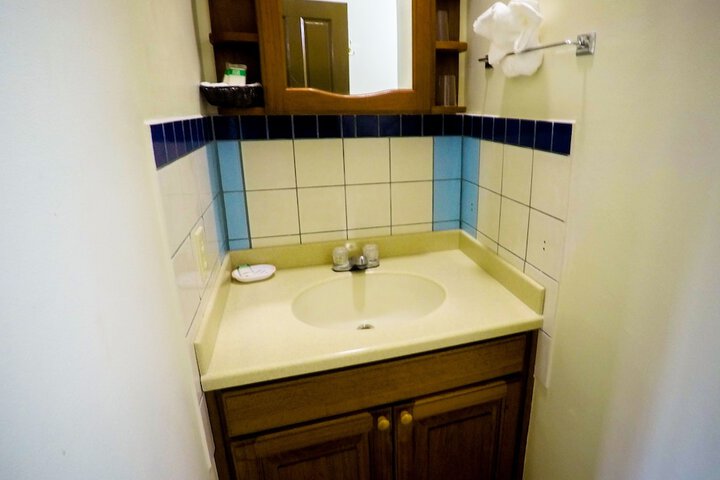 Room 184 of 258