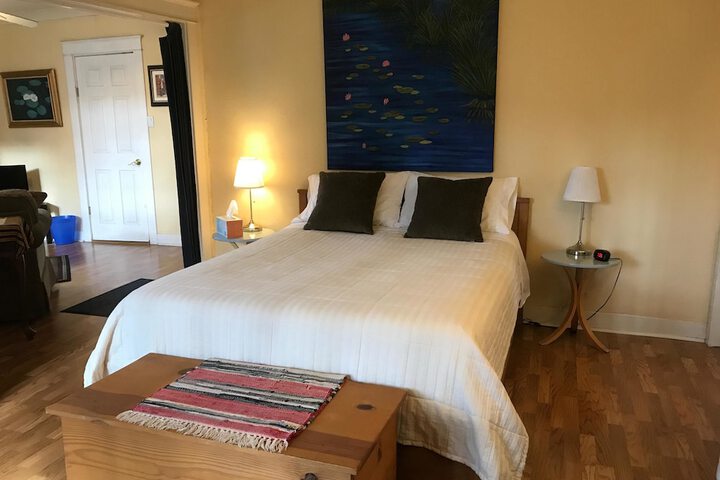 Room 4 of 34