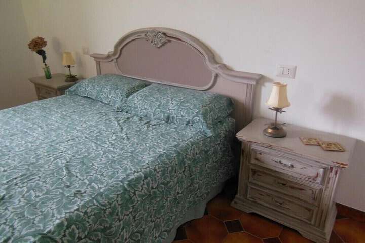 Room 20 of 34