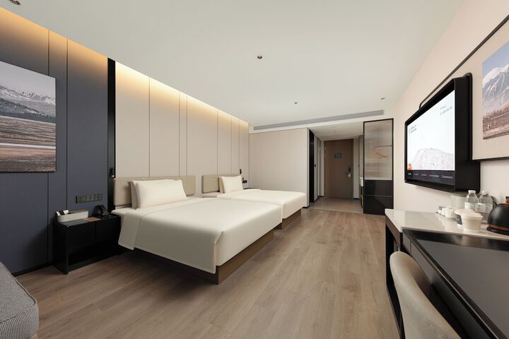 Room 10 of 56