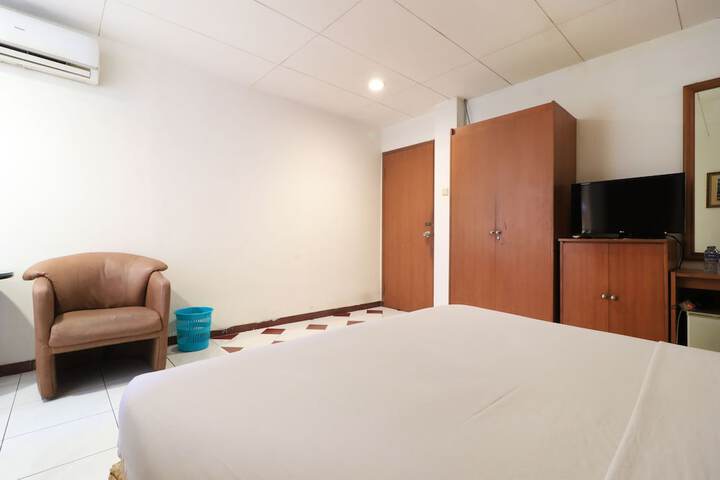 Room 15 of 25