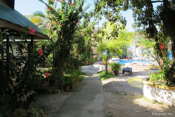 Property Grounds 55 of 65