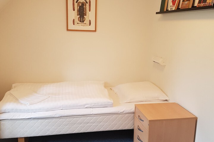 Room 6 of 39