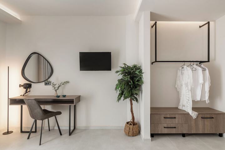 Room 37 of 75