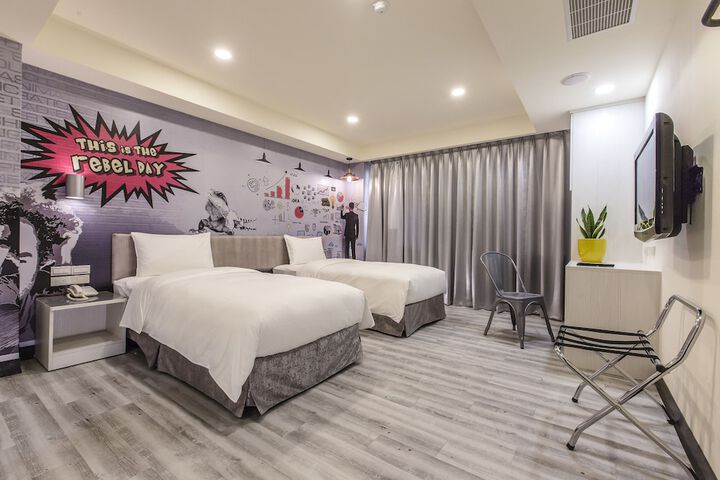 Room 22 of 59