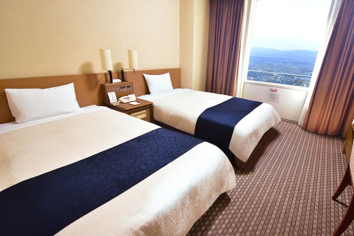 Room 22 of 85
