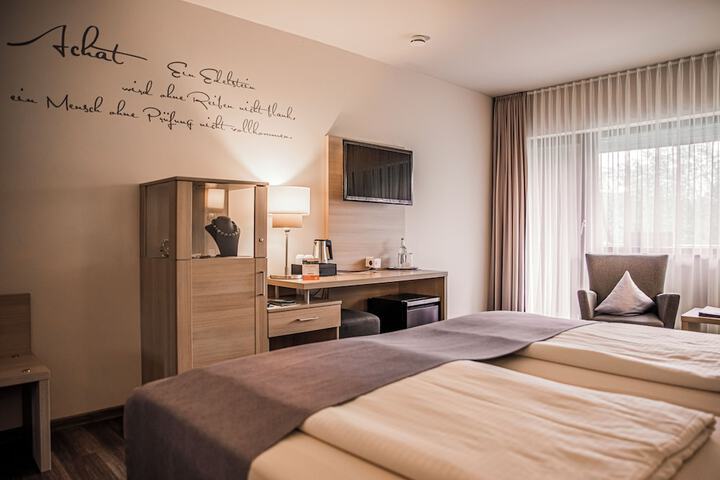 Room 12 of 41
