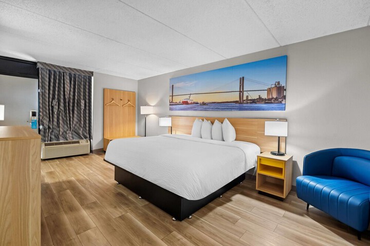 Room 22 of 46
