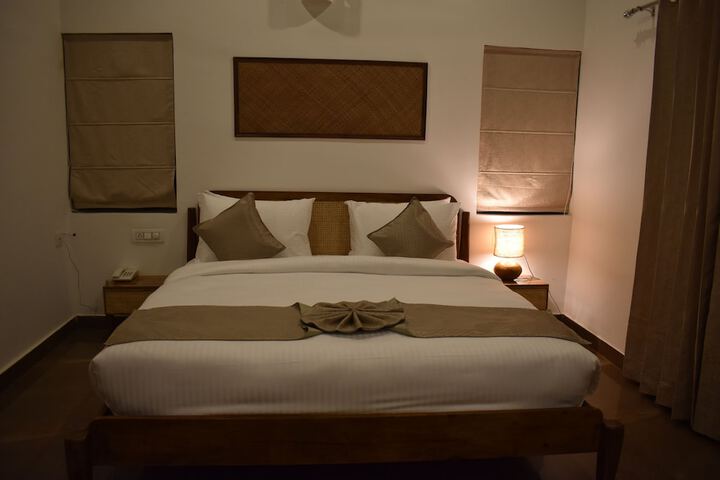 Room 14 of 96