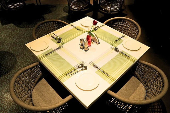 Dining 18 of 28