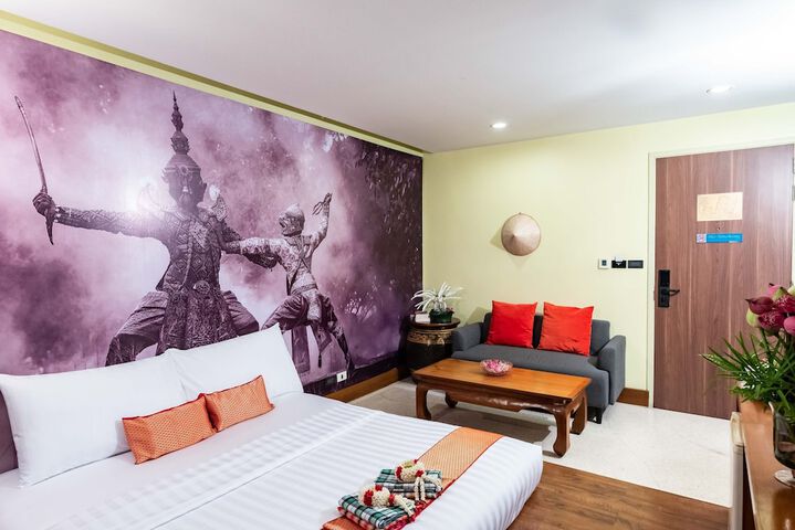Room 9 of 62