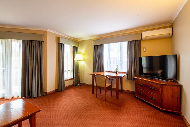 Room 10 of 58