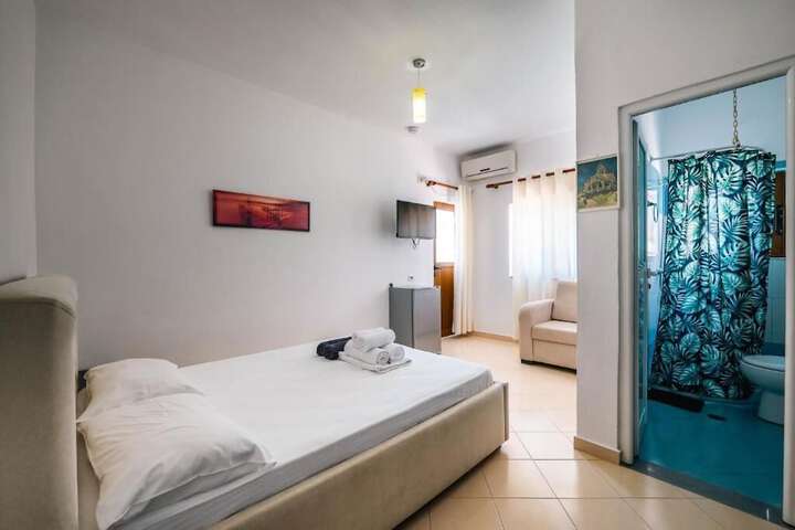 Room 14 of 109