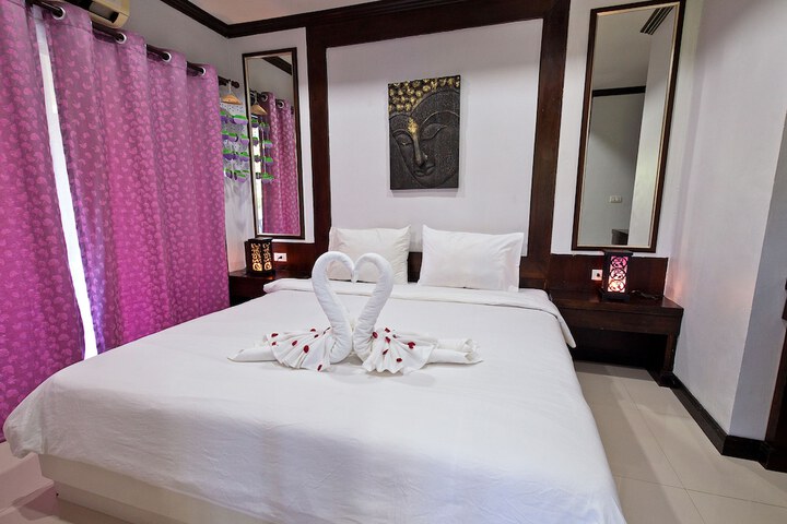 Room 44 of 105