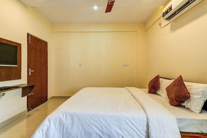 Room 3 of 17