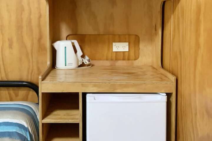 Room 5 of 104
