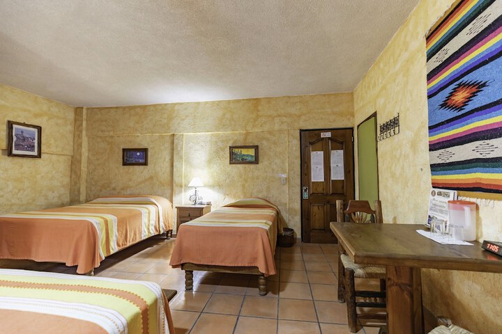 Room 18 of 85