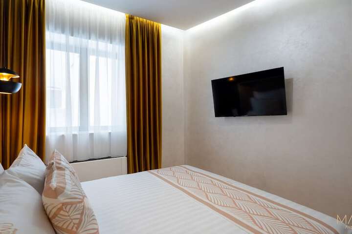 Room 149 of 552