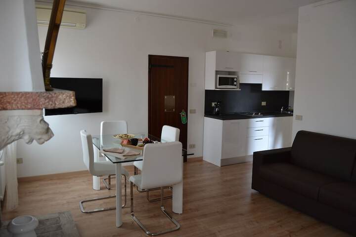 Room 16 of 43
