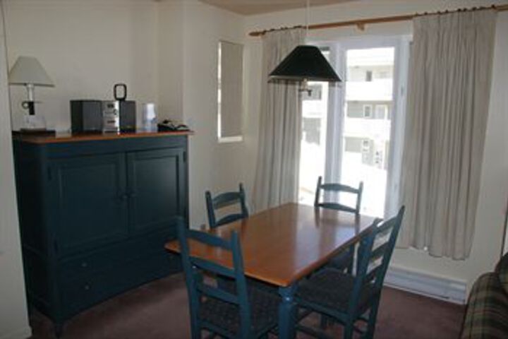 Room 5 of 42