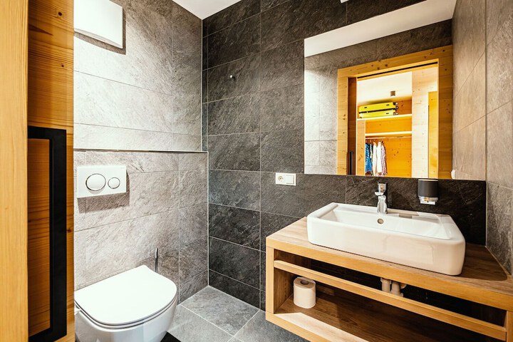 Room 25 of 56