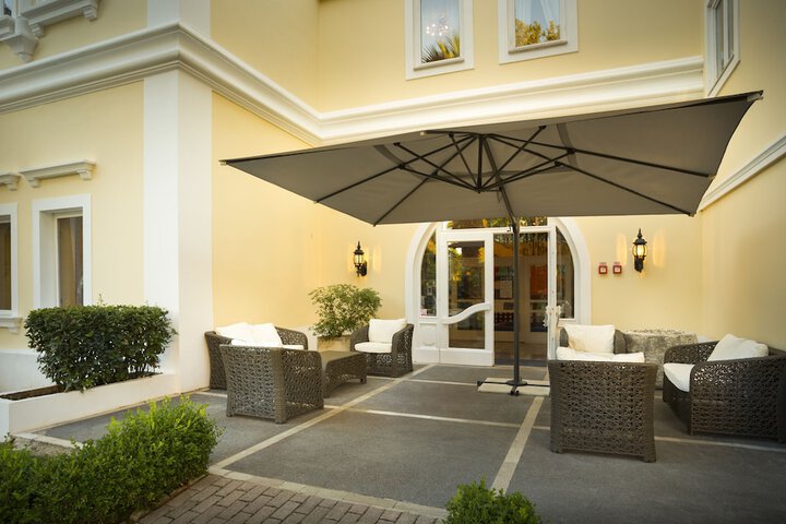 Terrace/Patio 75 of 85