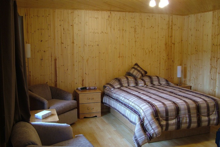 Room 2 of 19