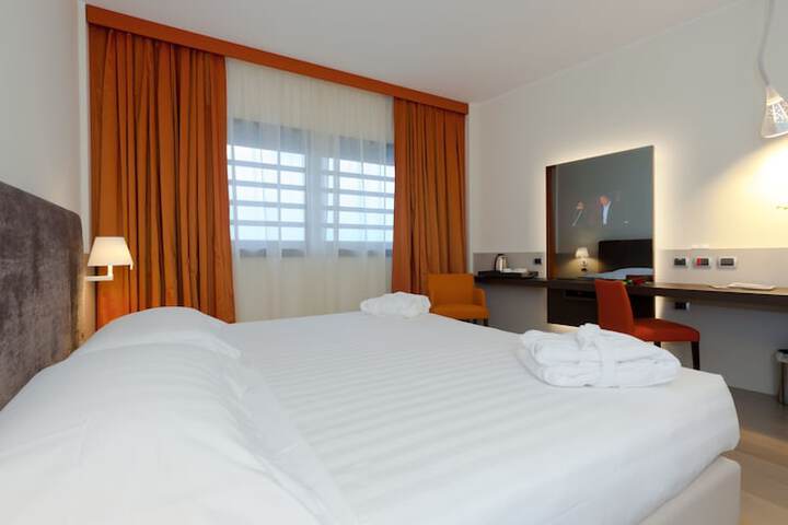 Room 14 of 67