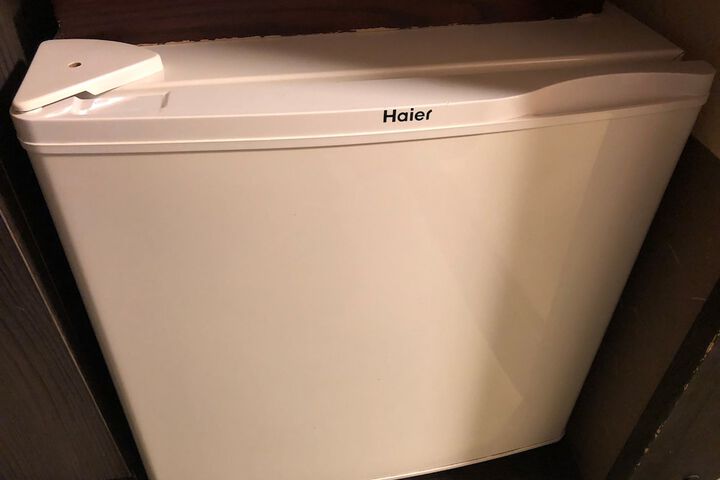 Mini-refrigerator