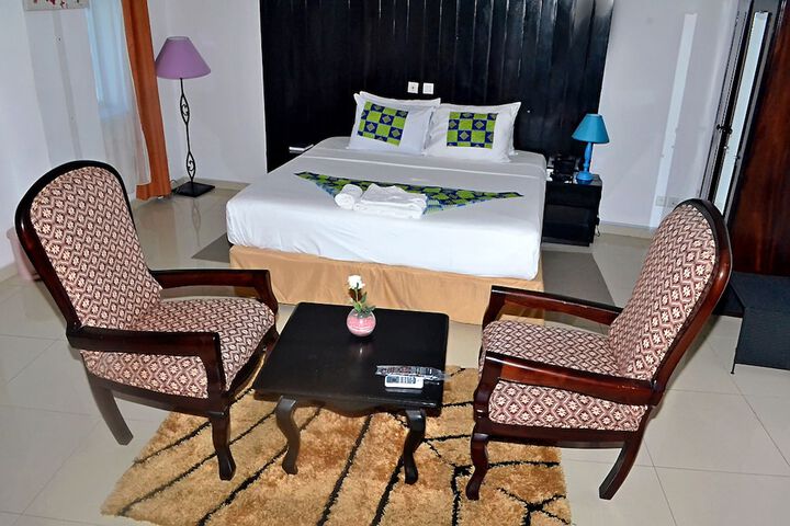 Room 14 of 46