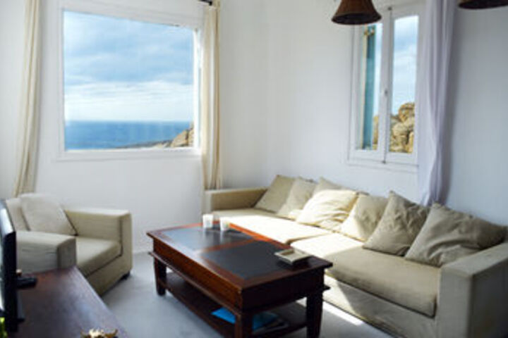 Room 52 of 60
