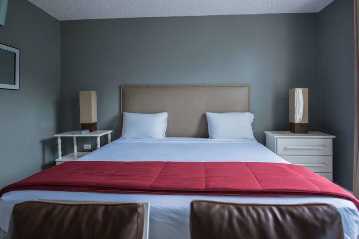 Room 25 of 110