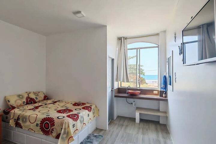 Cali hotel in Montanita beach in Montañita