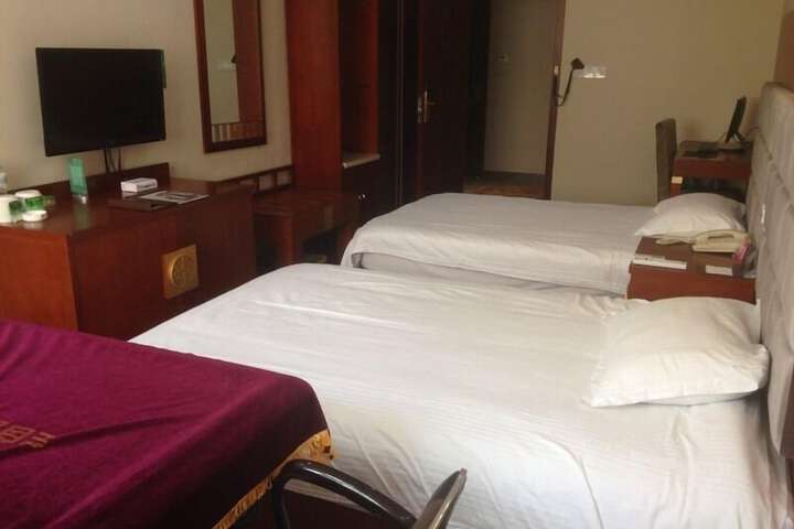 Room 13 of 51