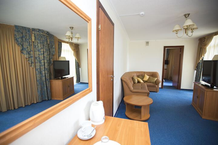 Room 26 of 54
