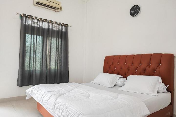 Adela Homestay Syariah Near Universitas Muhammadiyah Jambi Mitra RedDoorz