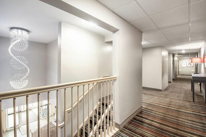 Hotel Interior 8 of 85