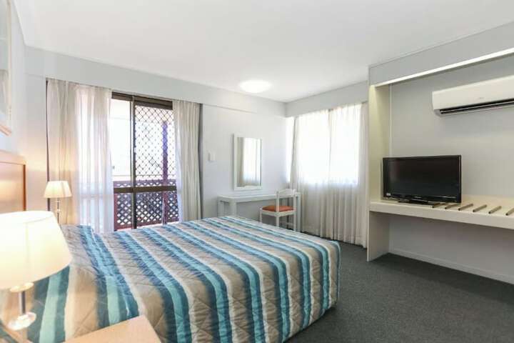 Room 14 of 35