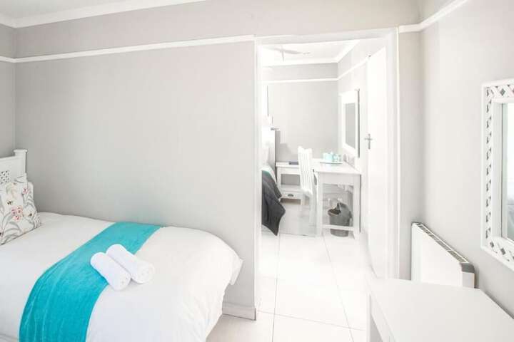 Room 8 of 29
