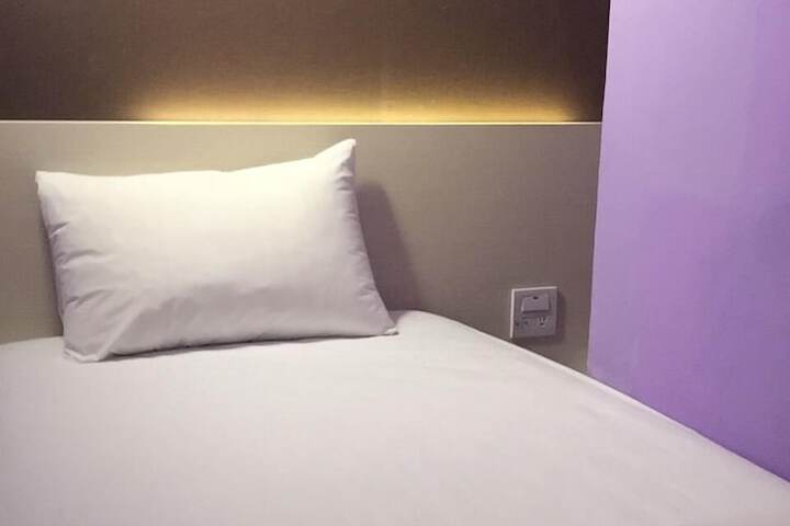 Room 19 of 52