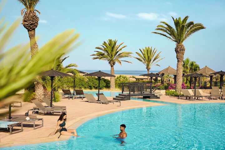 Pool Hotel