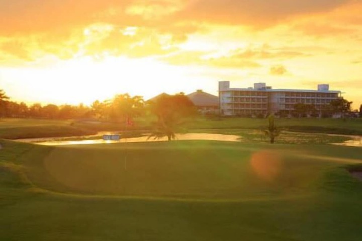 Golf 27 of 46