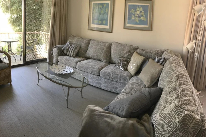 Room 3 of 12