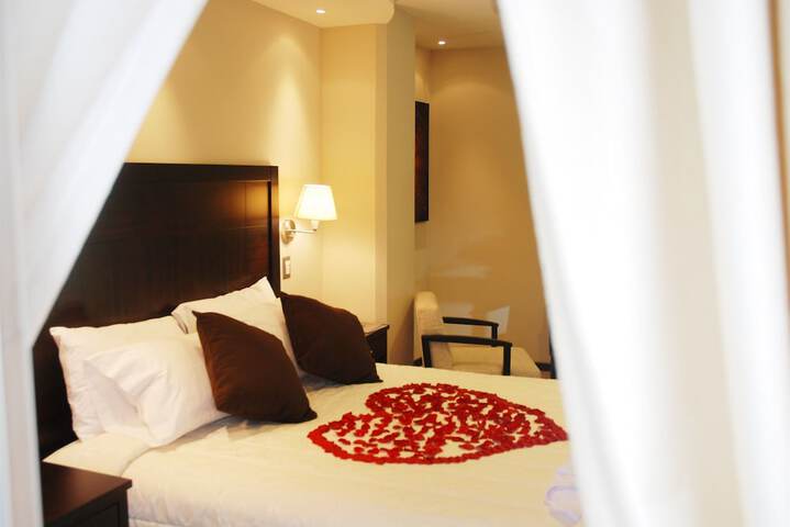 Room 6 of 62