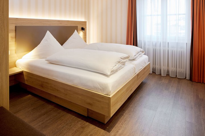 Room 14 of 55